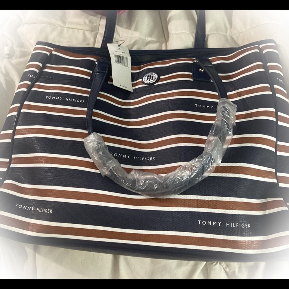 Tommy Hilfiger Tote